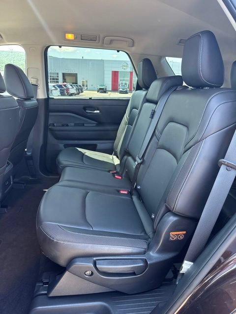 Certified 2022 Nissan Pathfinder SL AWD/4WD image 11