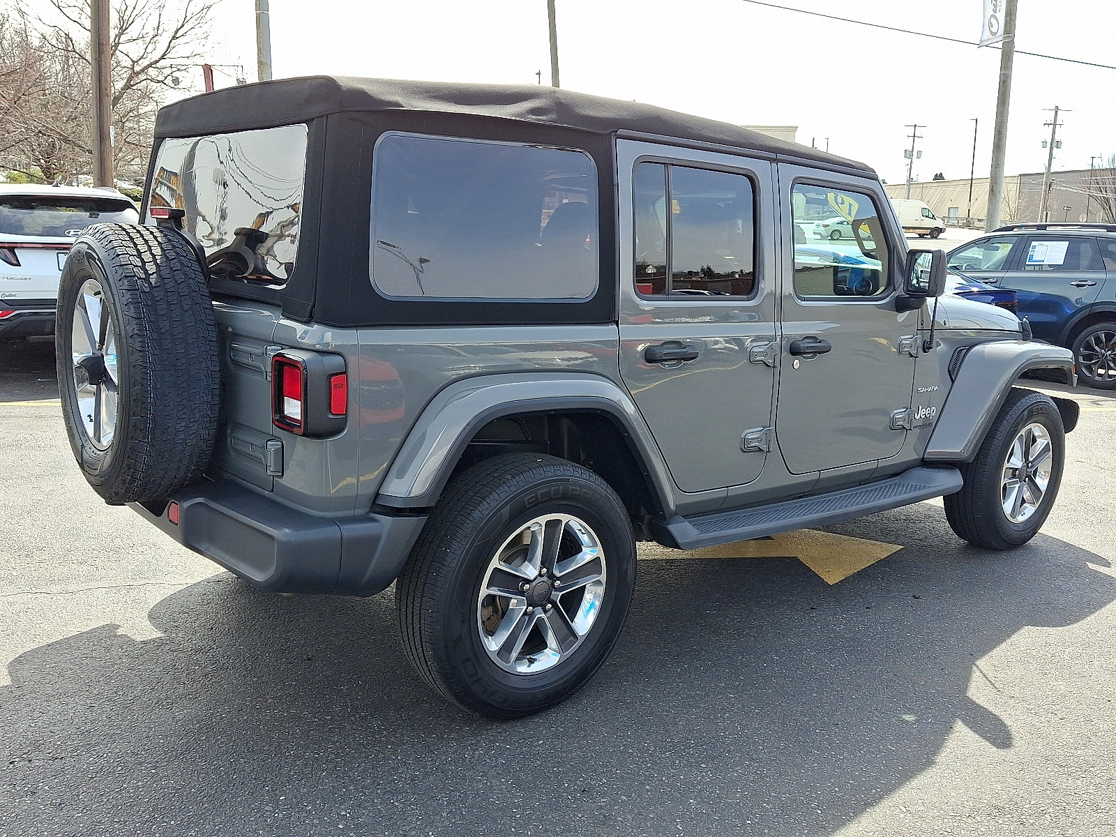 Used 2019 Jeep Wrangler Unlimited Sahara w/ Dual Top Group image 5