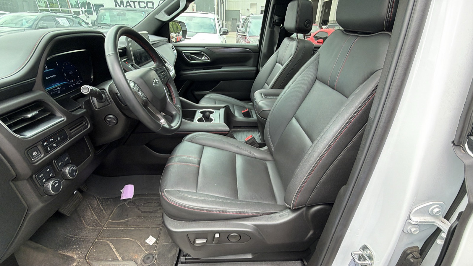 Used 2024 Chevrolet Tahoe RST w/ Luxury Package AWD/4WD image 16