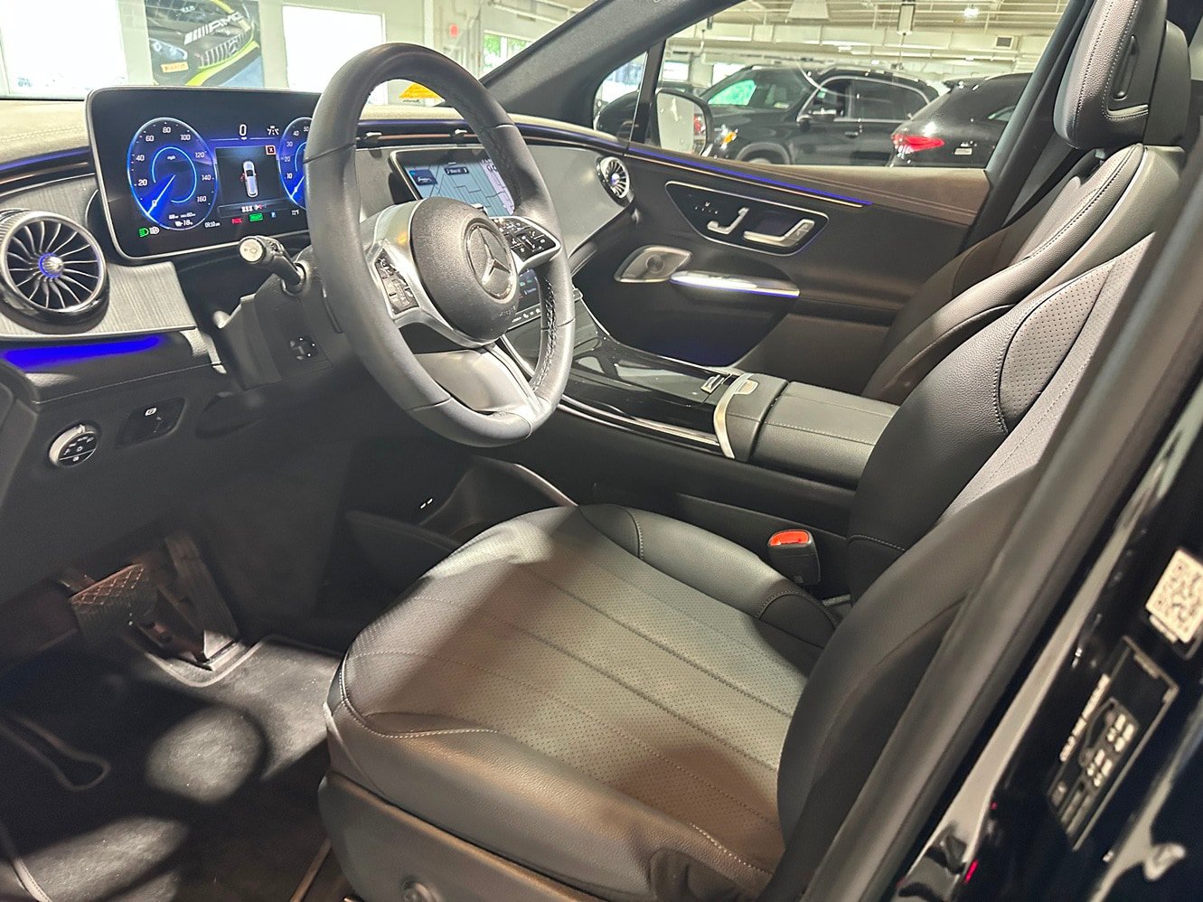 Used 2023 Mercedes-Benz EQE 500 4MATIC SUV image 7