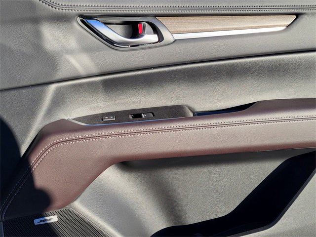 New 2025 MAZDA CX-5 Signature image 18