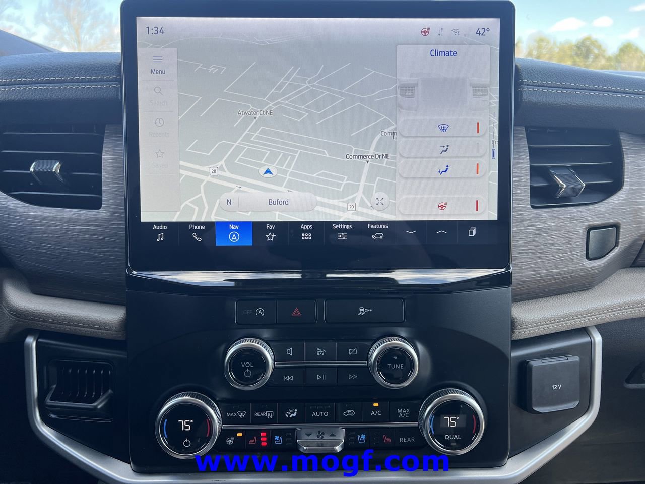 Certified 2024 Ford Expedition Limited AWD/4WD image 8