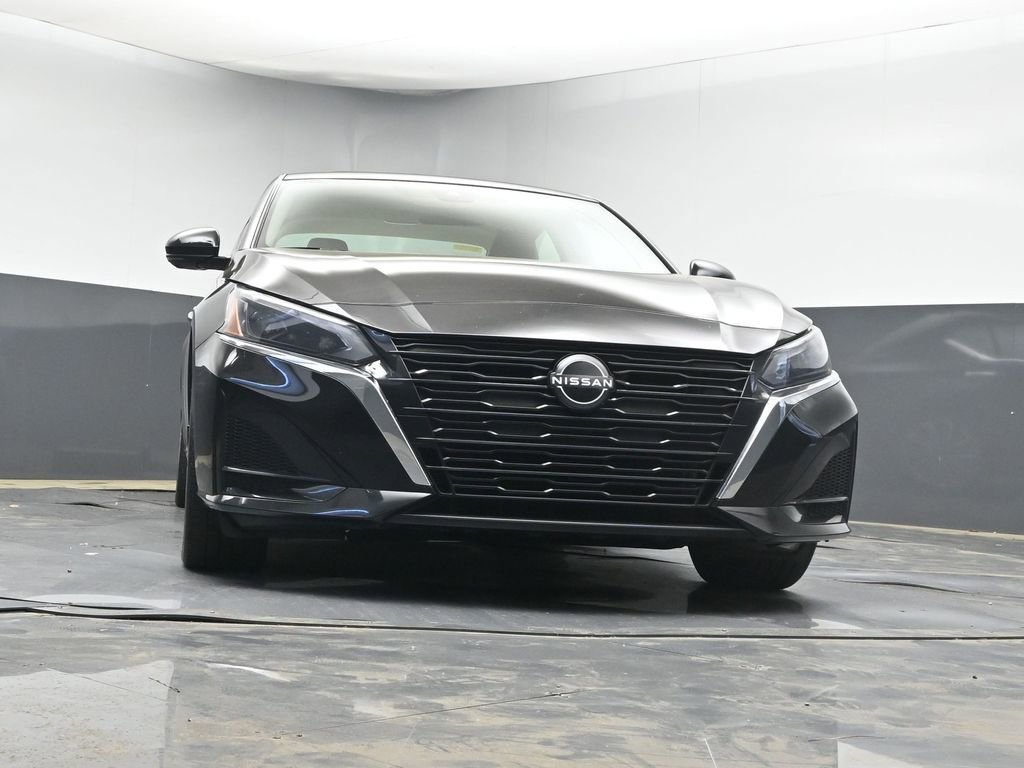 Used 2024 Nissan Altima 2.5 SL image 17