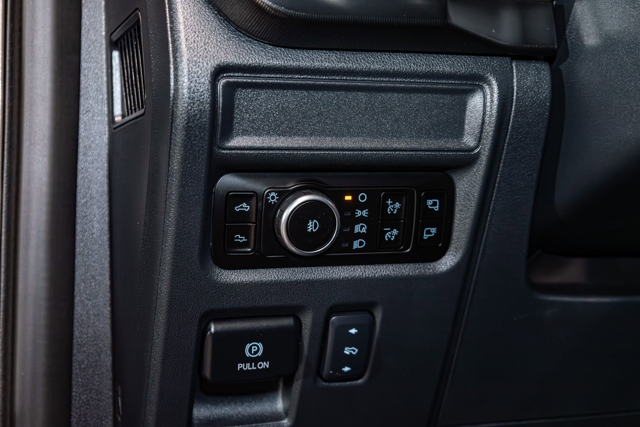 Used 2026 Ford F150 Raptor AWD/4WD image 19