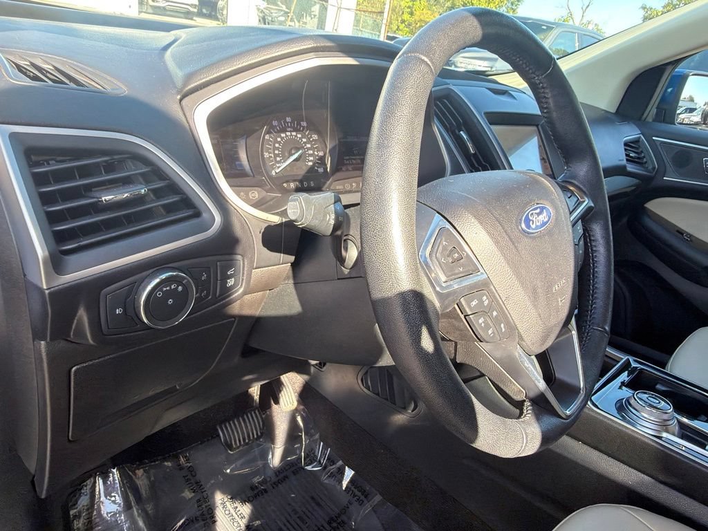 Used 2020 Ford Edge SEL w/ Convenience Package FWD image 21
