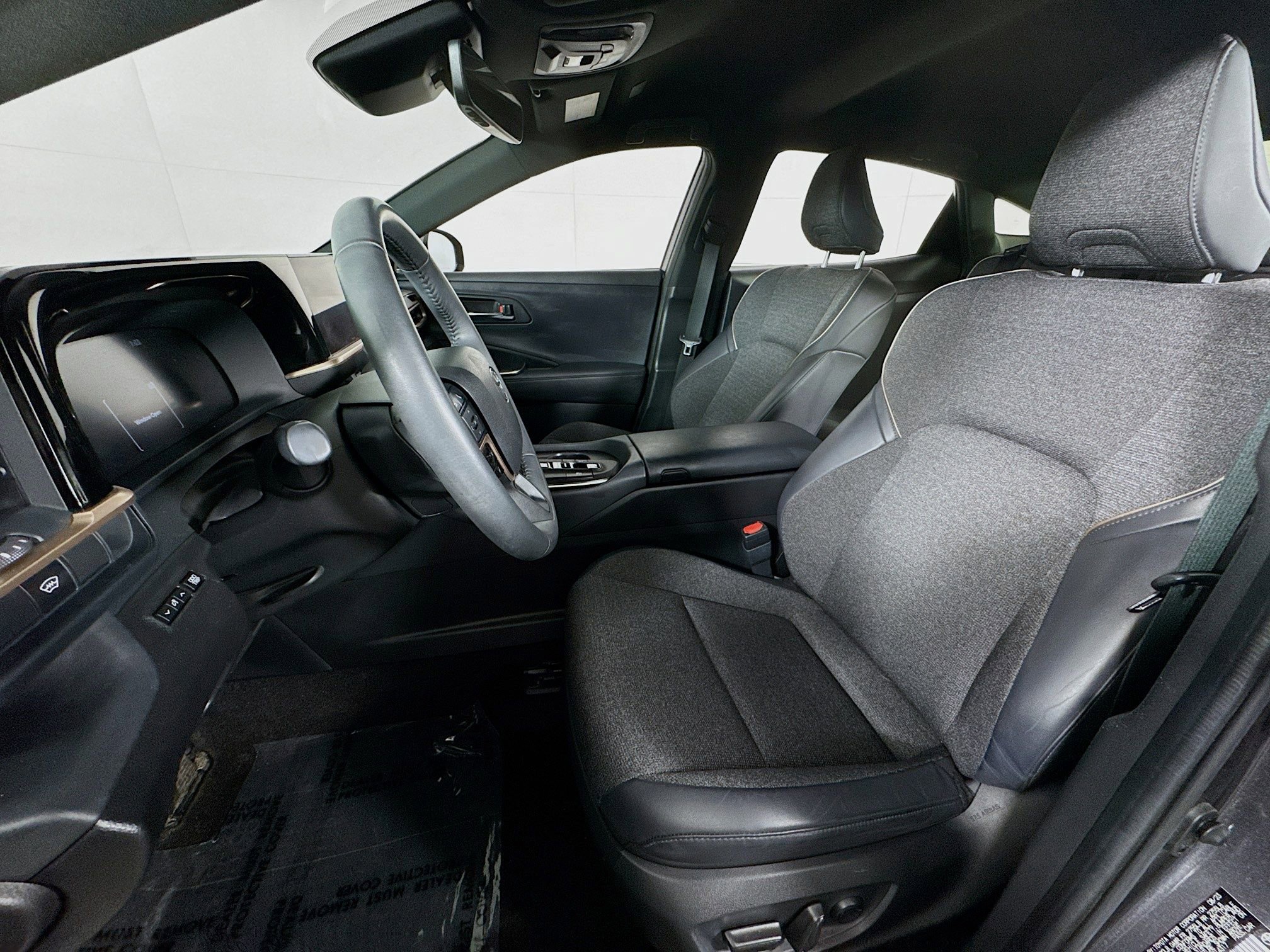 Certified 2023 Toyota Crown XLE image 14