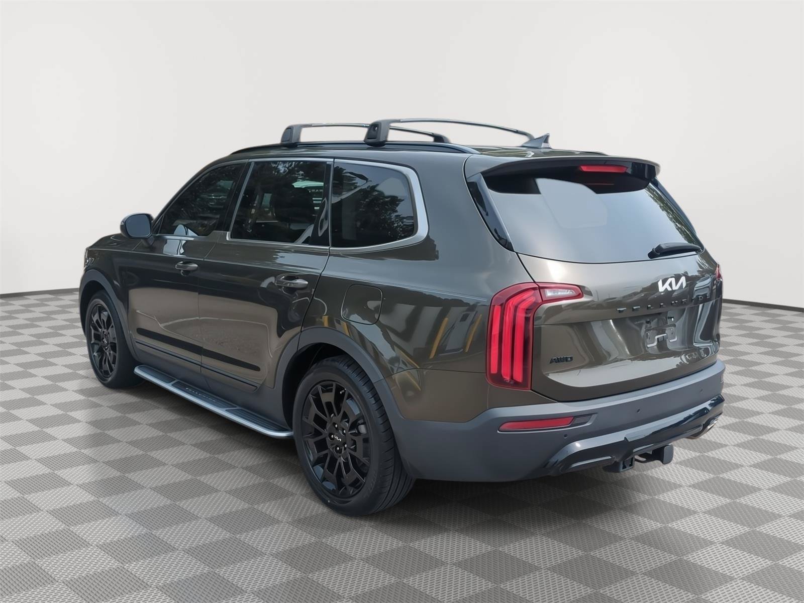 Used 2022 Kia Telluride EX w/ EX Premium Package AWD/4WD image 3