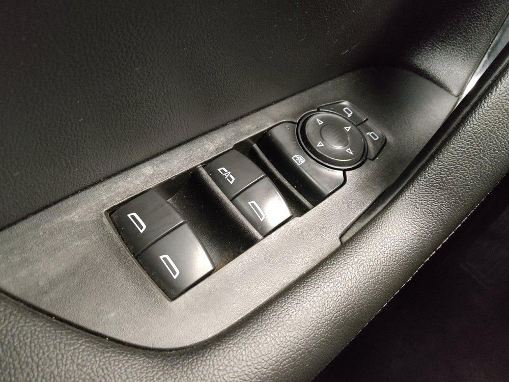 Used 2021 Chevrolet Blazer LT FWD image 27
