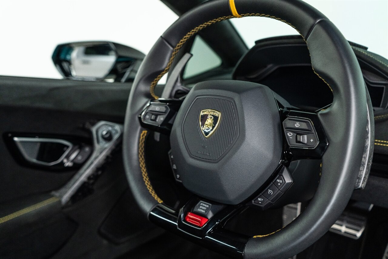 Used 2019 Lamborghini Huracan Performante AWD/4WD image 80