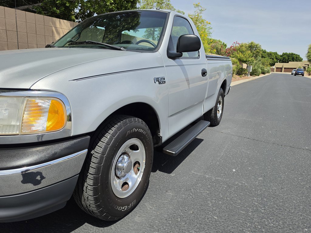 Used 2000 Ford F150 XL RWD image 19