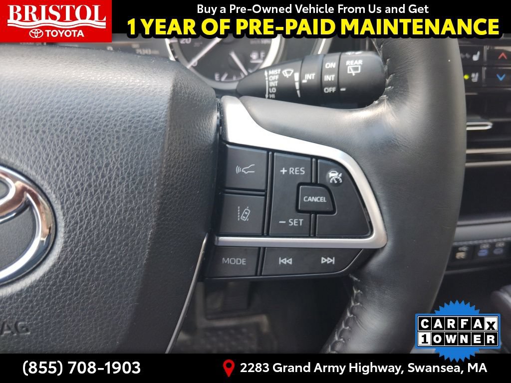 Used 2022 Toyota Highlander Limited AWD/4WD image 32