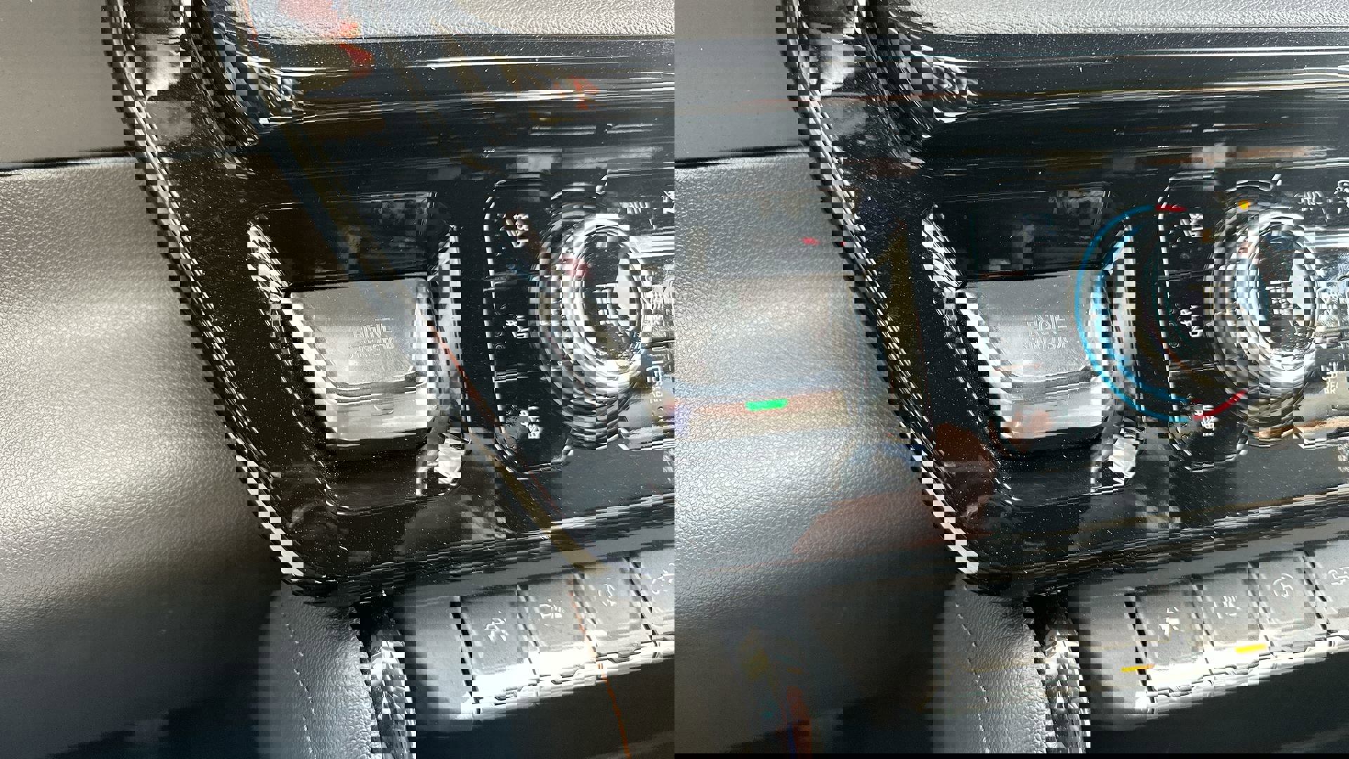 Certified 2024 GMC Sierra 1500 AT4 w/ Technology Package image 50