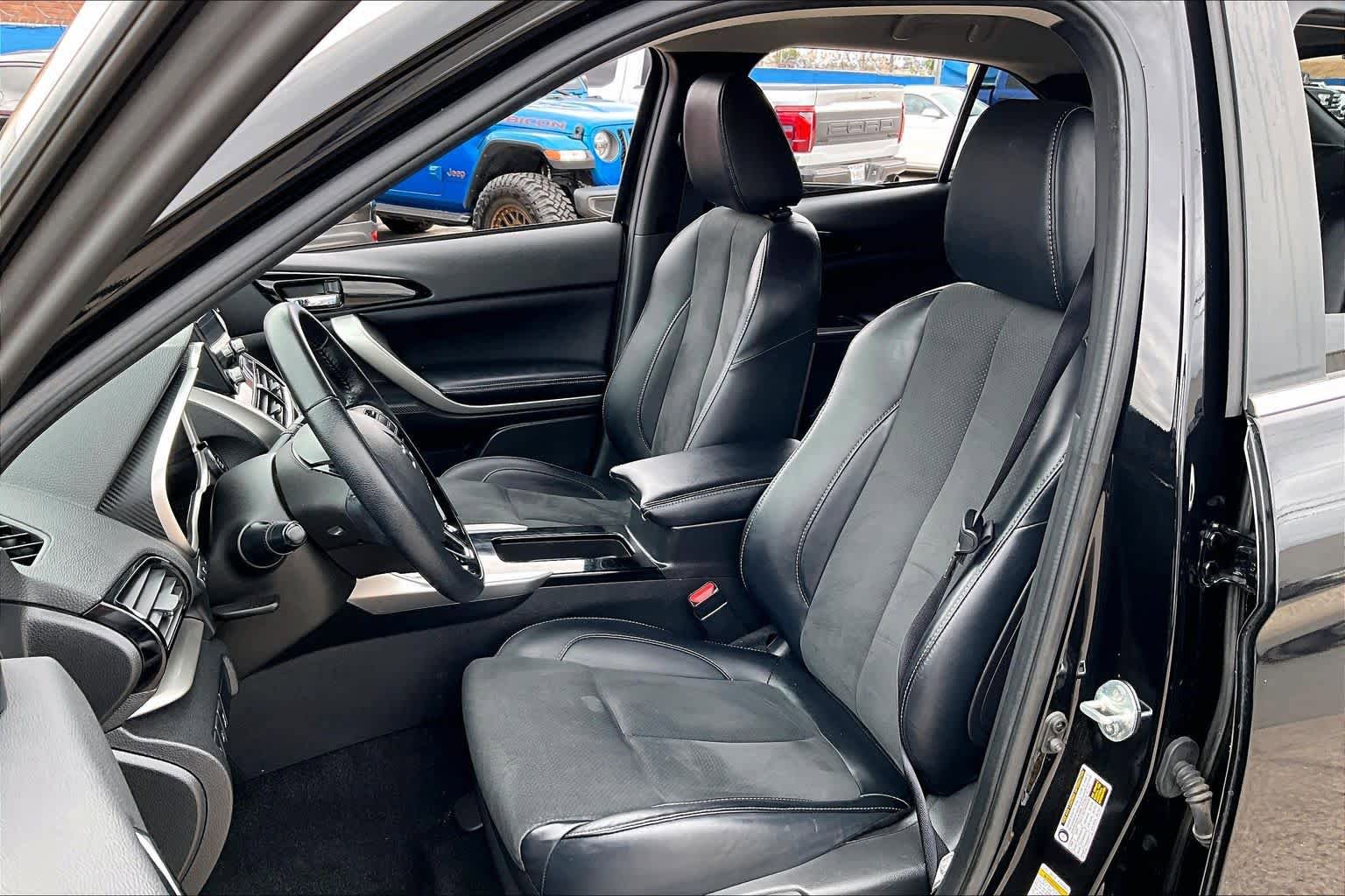 Used 2024 Mitsubishi Eclipse Cross SE AWD/4WD image 8