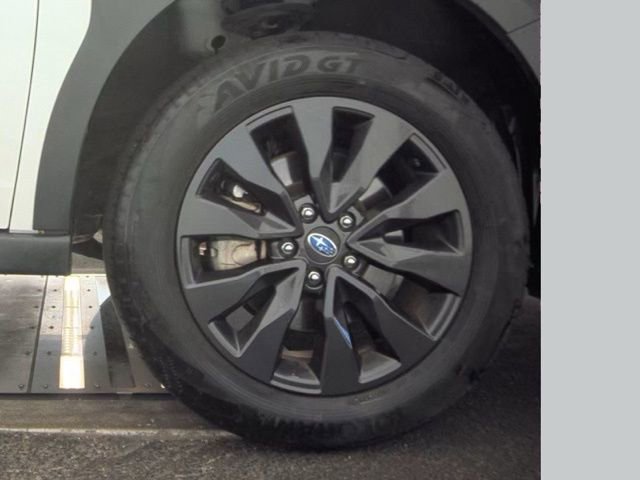 Used 2025 Subaru Outback Onyx Edition AWD/4WD image 19