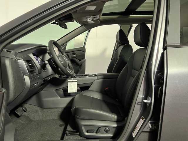 New 2026 Nissan Rogue SV image 12