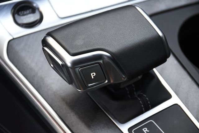 Used 2025 Audi A6 Premium Plus image 13