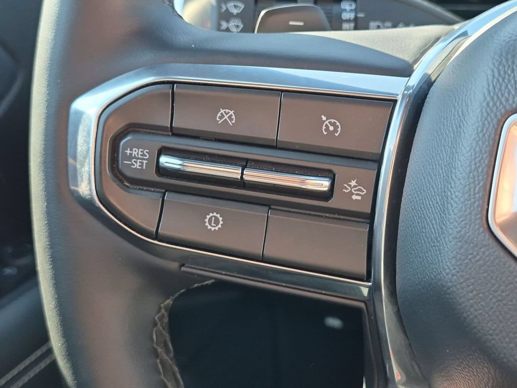 Used 2026 GMC Terrain Elevation w/ Elevation Premium Package AWD/4WD image 18