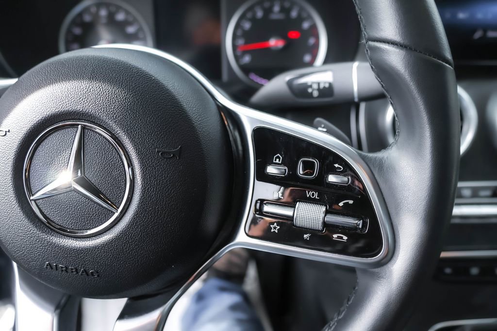 Used 2021 Mercedes-Benz GLC 300 4MATIC Coupe image 18