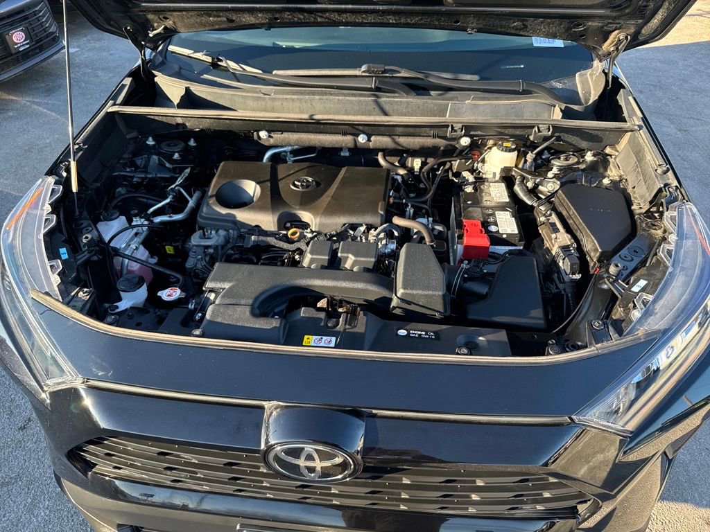 Used 2022 Toyota RAV4 LE image 42