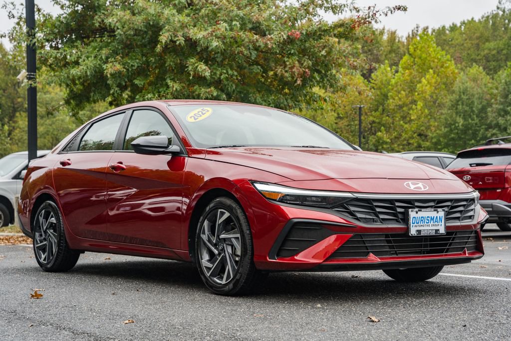 Certified 2025 Hyundai Elantra Sport