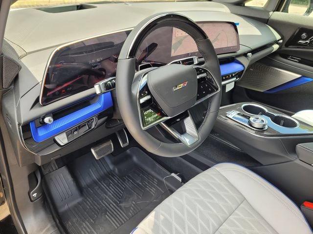 New 2027 Cadillac Optiq V w/ Carbon Fiber Package AWD/4WD image 19