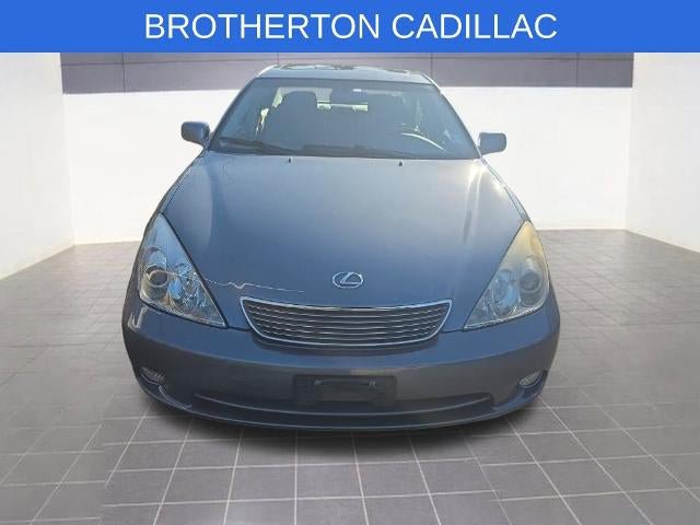Used 2005 Lexus ES 330 w/ DVD Navigation System Pkg FWD image 2