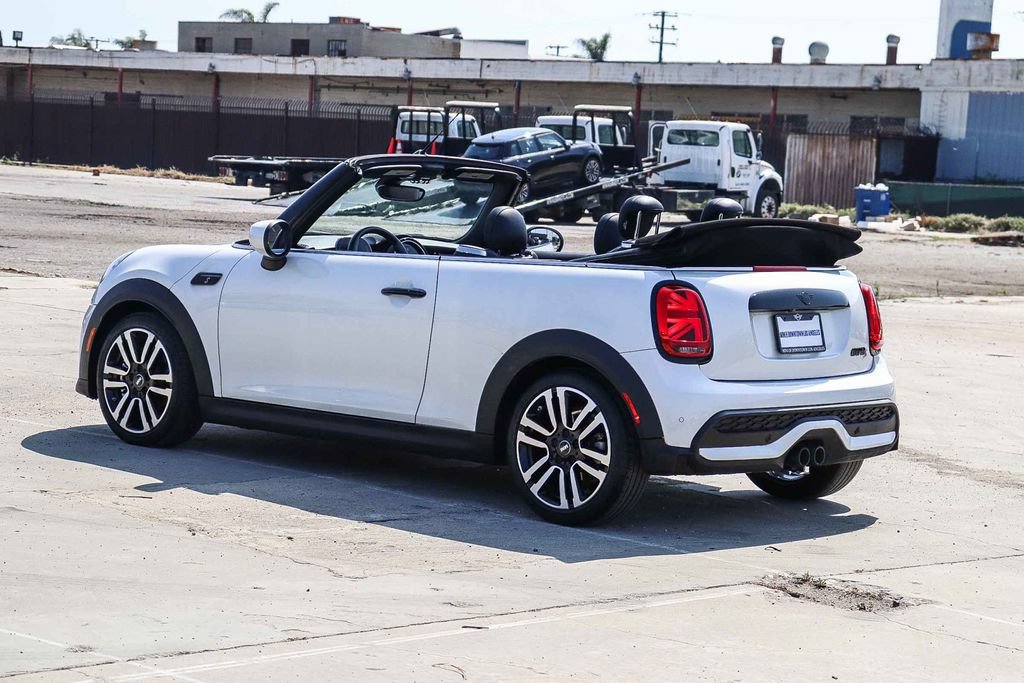 Used 2023 MINI Cooper S FWD image 16