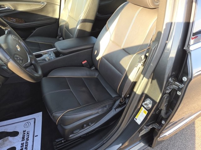 Used 2014 Chevrolet Impala LTZ image 16