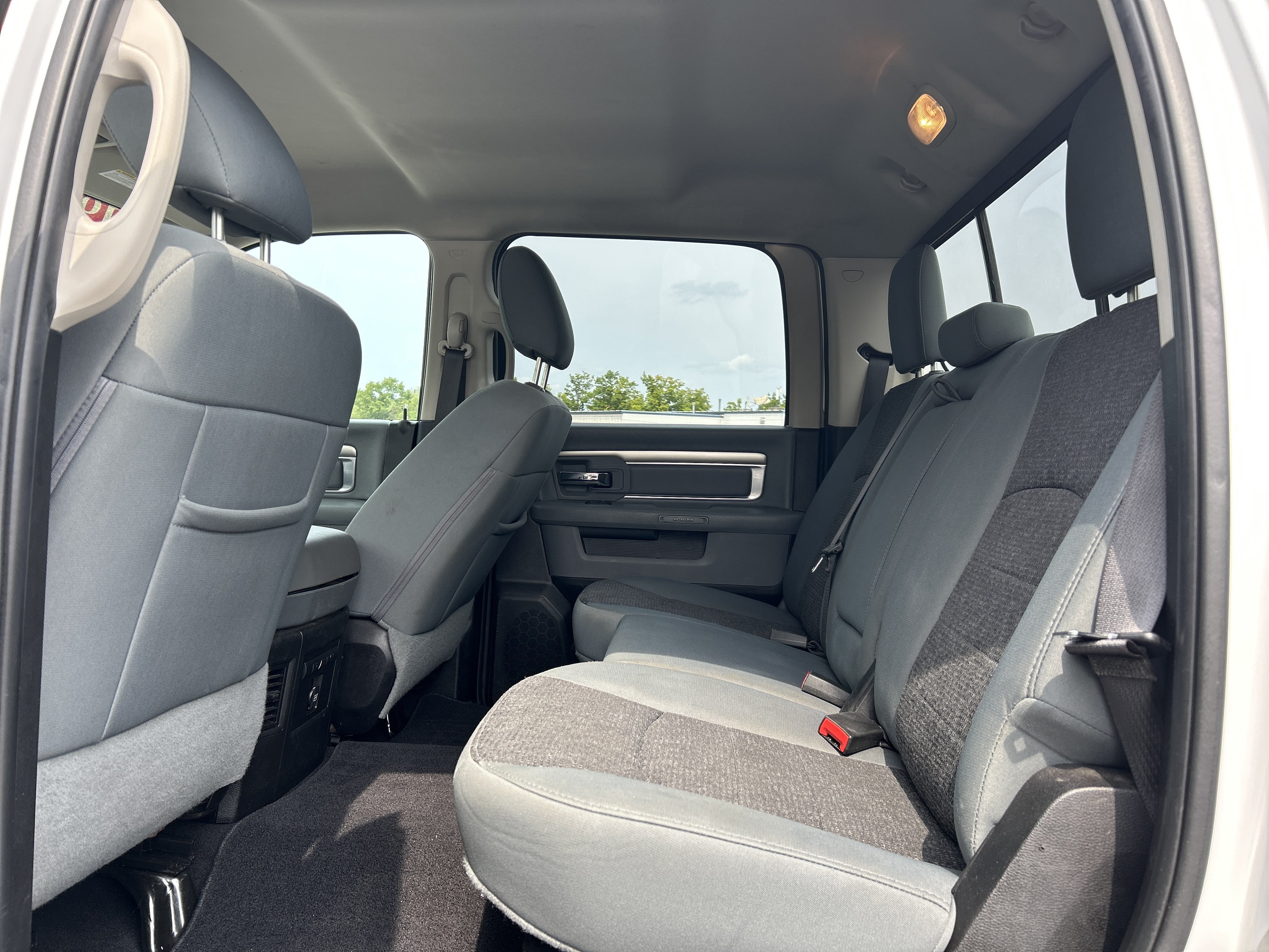 Used 2019 RAM 1500 Big Horn AWD/4WD image 19
