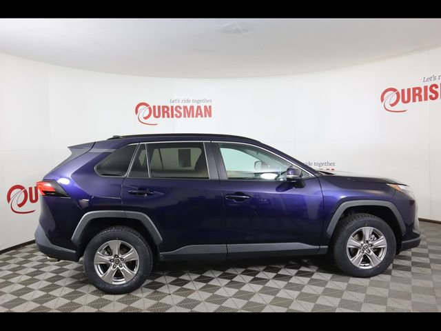 Used 2023 Toyota RAV4 XLE image 7