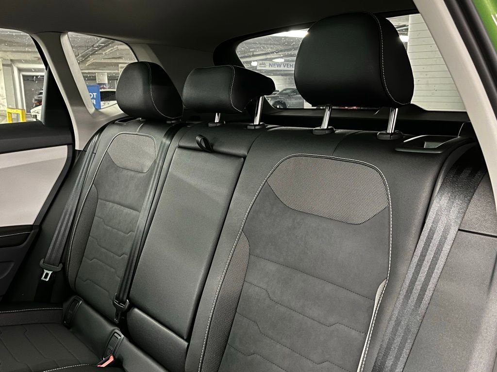 New 2026 Volkswagen Taos SE AWD/4WD image 21
