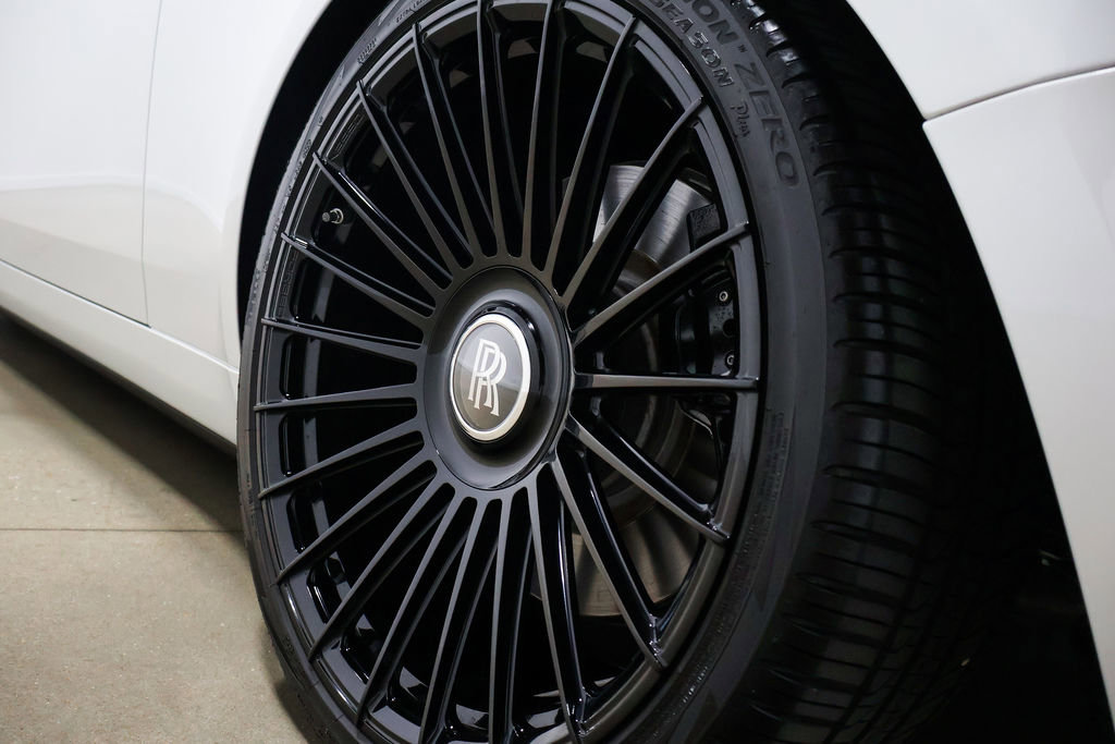 Used 2019 Rolls-Royce Dawn RWD image 88