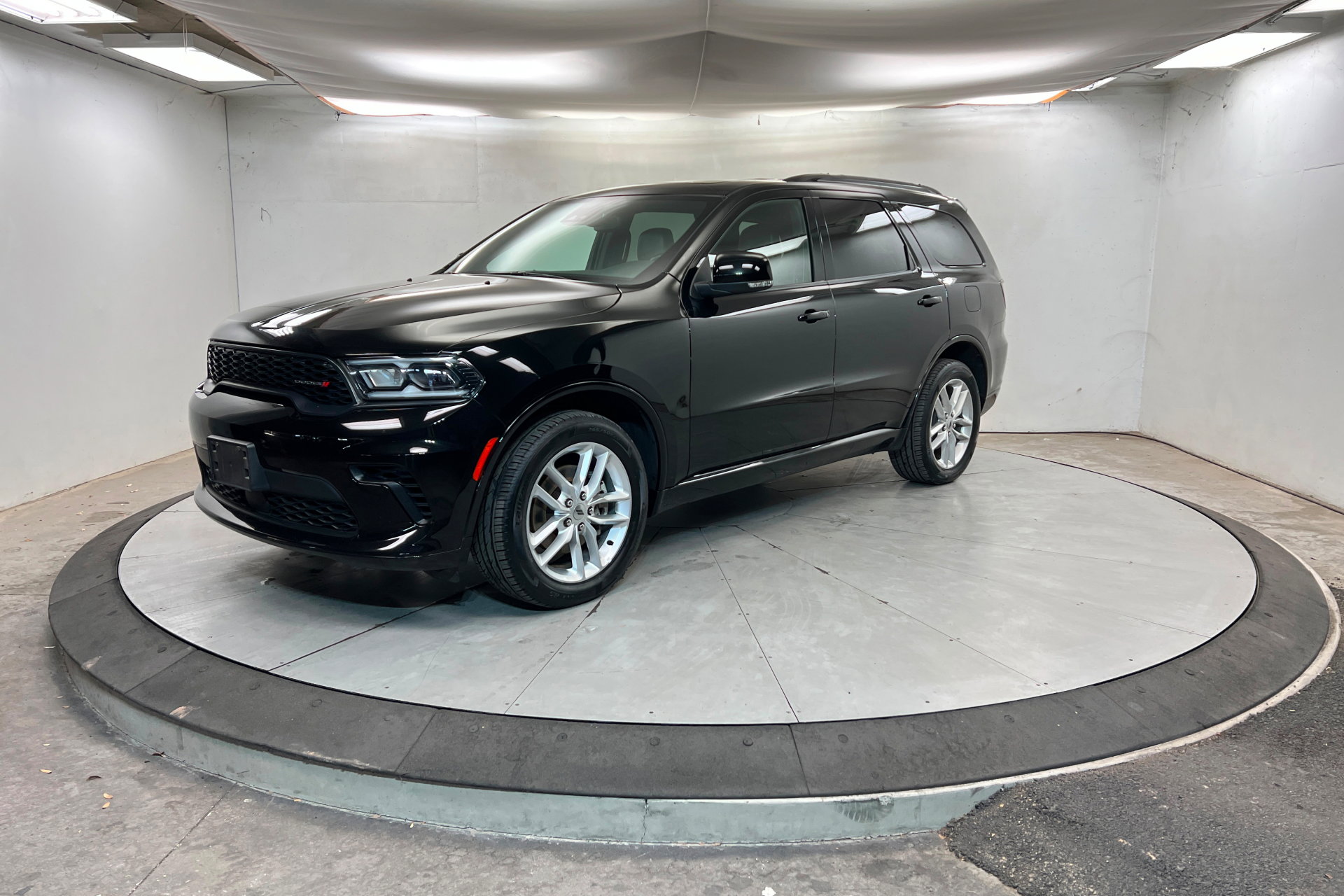 Certified 2024 Dodge Durango GT image 2