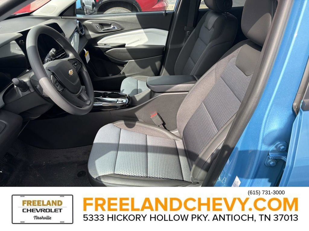 New 2026 Chevrolet Trax LT image 18