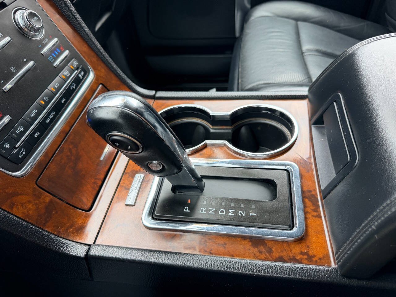 Used 2015 Lincoln Navigator 4WD image 48