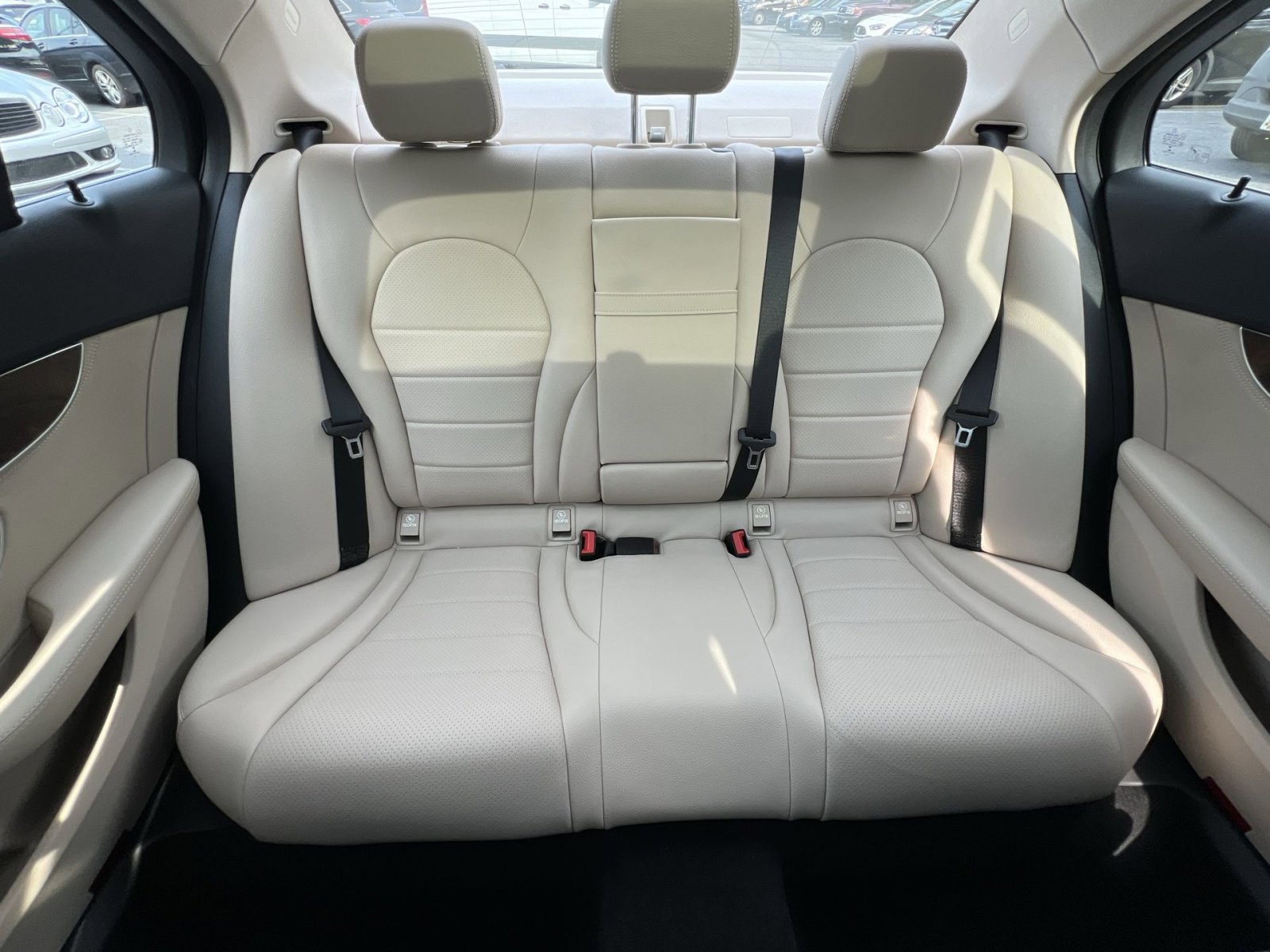 Used 2015 Mercedes-Benz C 300 4MATIC Sedan image 15