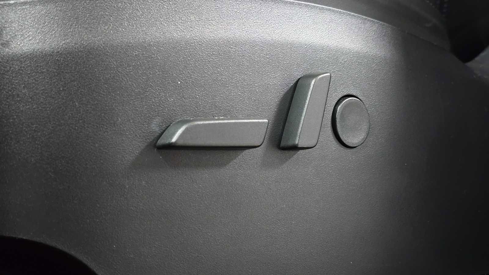 Used 2020 Tesla Model X Long Range image 24