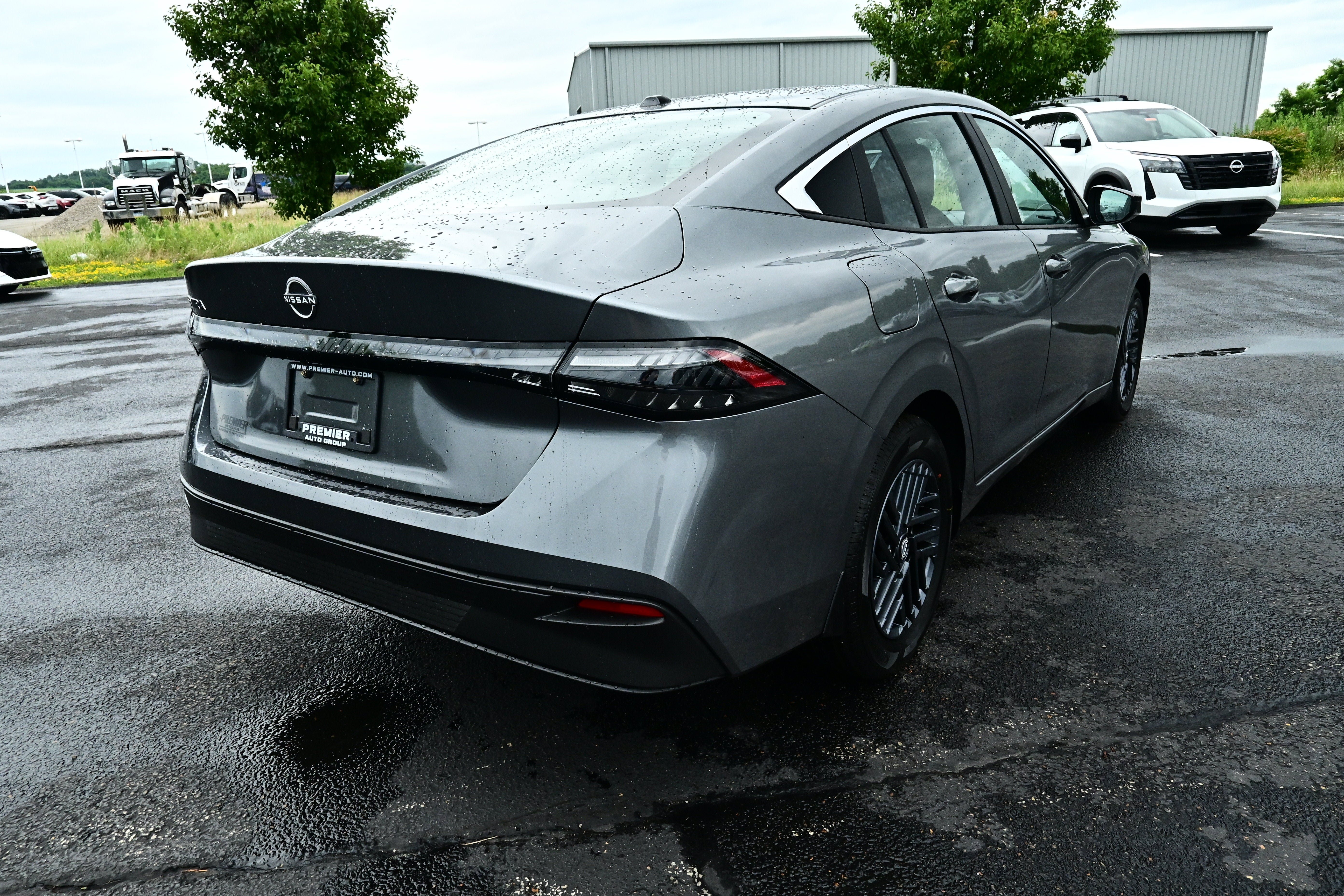 New 2026 Nissan Sentra SV FWD image 8