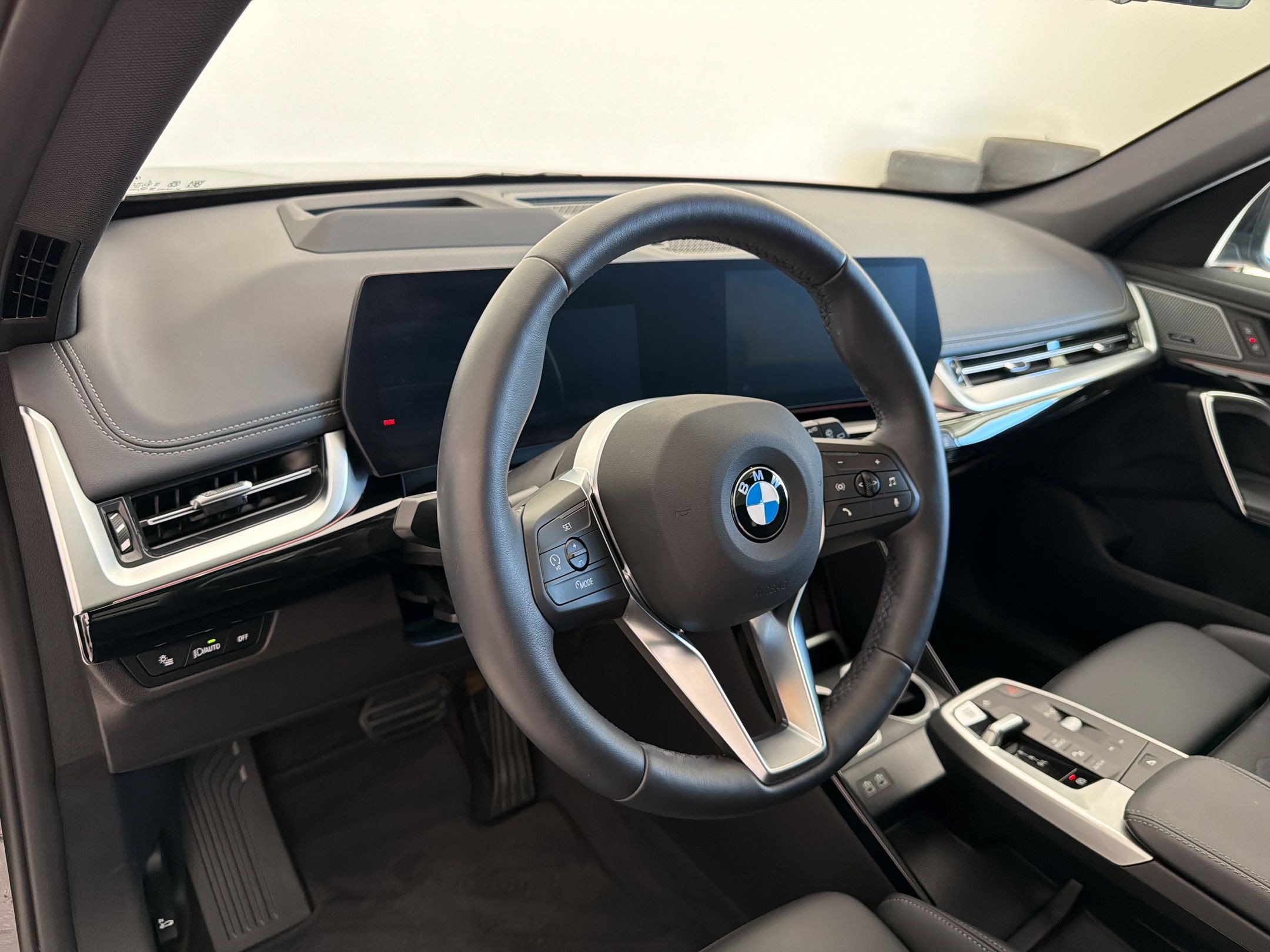 Certified 2026 BMW X1 xDrive28i AWD/4WD image 4