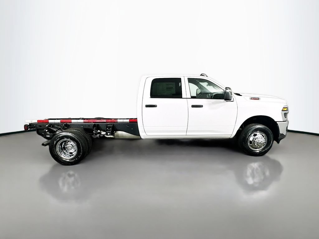 New 2026 RAM 3500 Tradesman w/ Chrome Appearance Group A AWD/4WD image 8