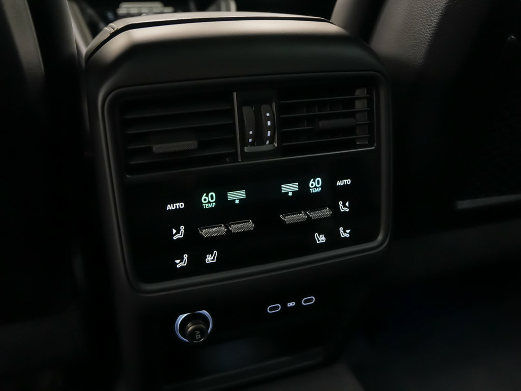 New 2026 Porsche Cayenne S w/ Premium Package Plus AWD/4WD image 19