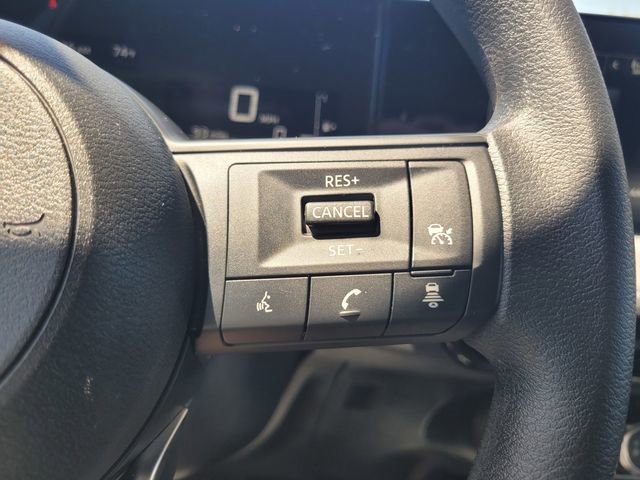 Certified 2025 Nissan Kicks SV FWD image 27