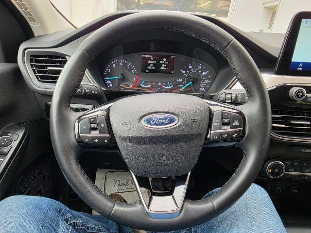 Certified 2022 Ford Escape SE w/ Cold Weather Package AWD/4WD image 21