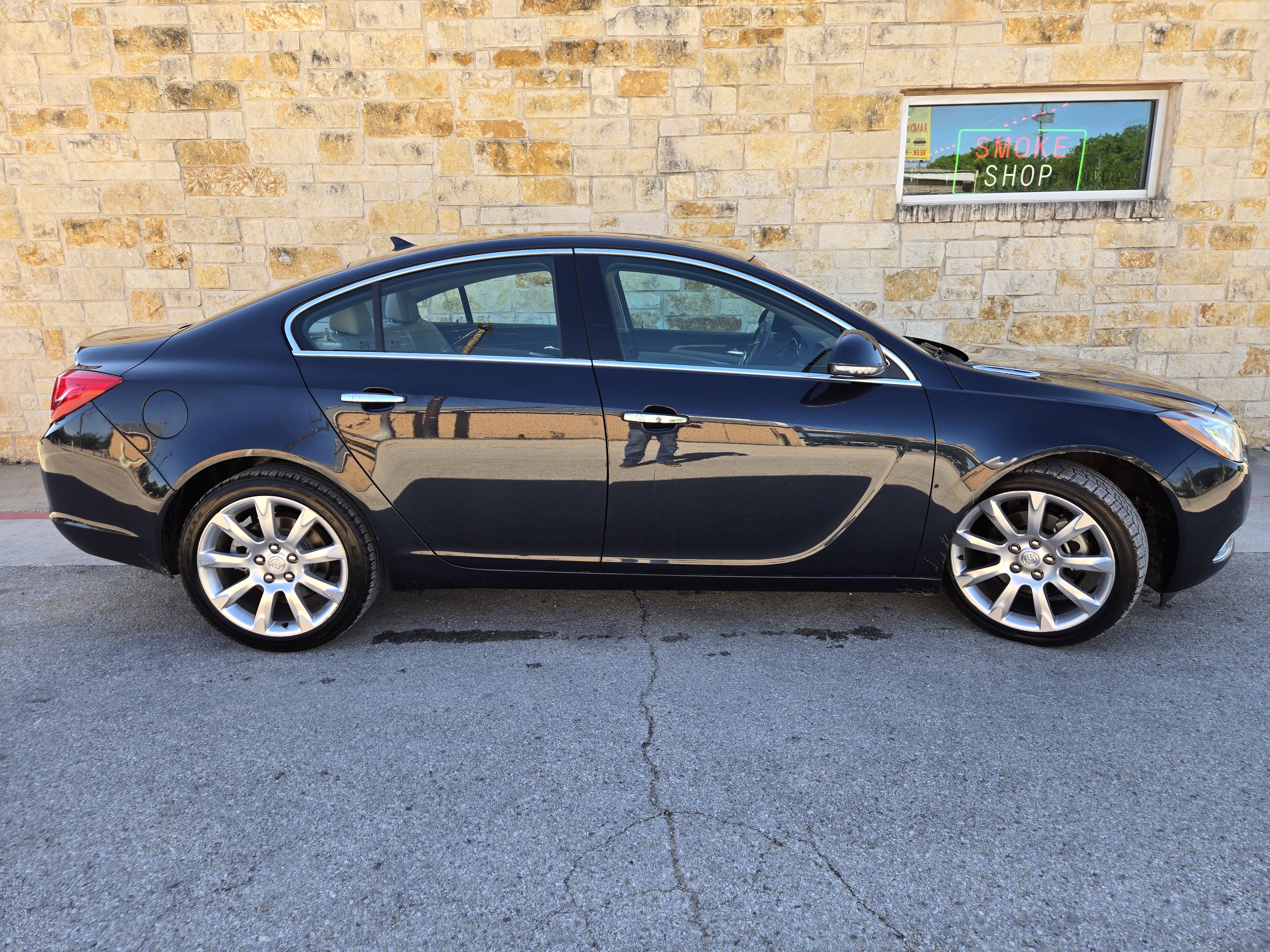 Used 2013 Buick Regal Premium FWD image 18