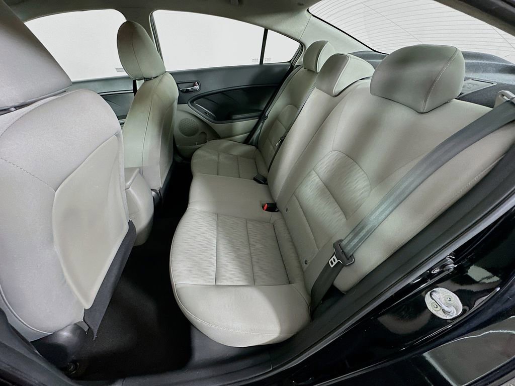 Used 2015 Kia Forte LX image 26