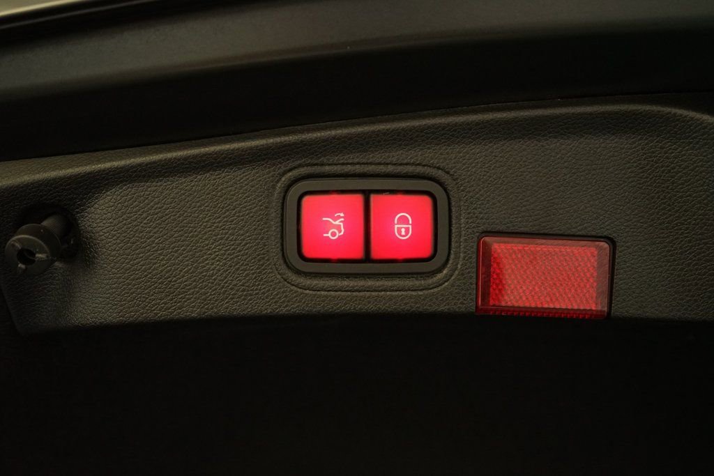 Used 2021 Mercedes-Benz C 63 AMG Coupe image 29