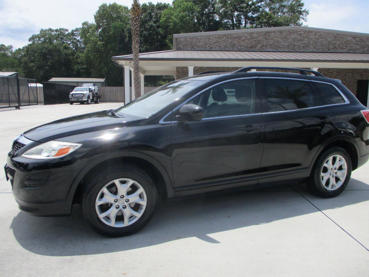 Used 2012 MAZDA CX-9 Touring w/ Moonroof & Bose Audio Pkg FWD image 8