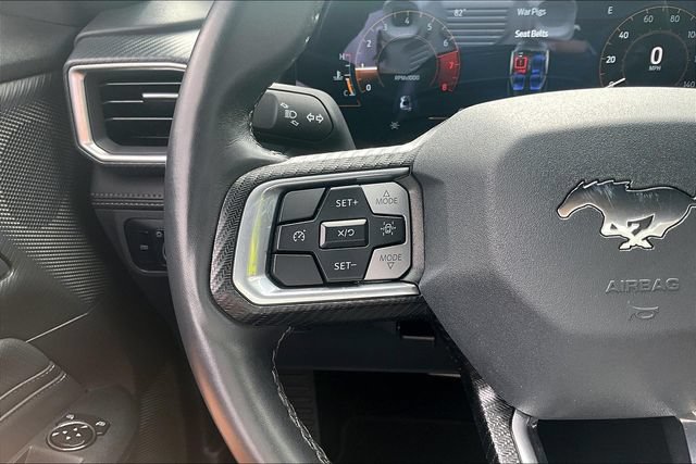 Used 2025 Ford Mustang Premium RWD image 17