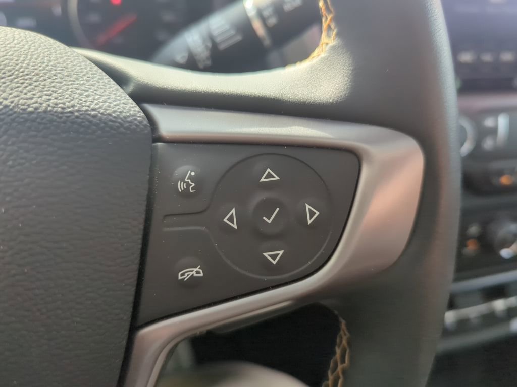 Used 2024 GMC Terrain AT4 w/ Tech Package image 37