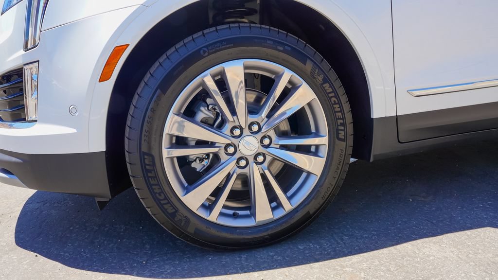 New 2026 Cadillac XT5 Premium Luxury AWD/4WD image 7